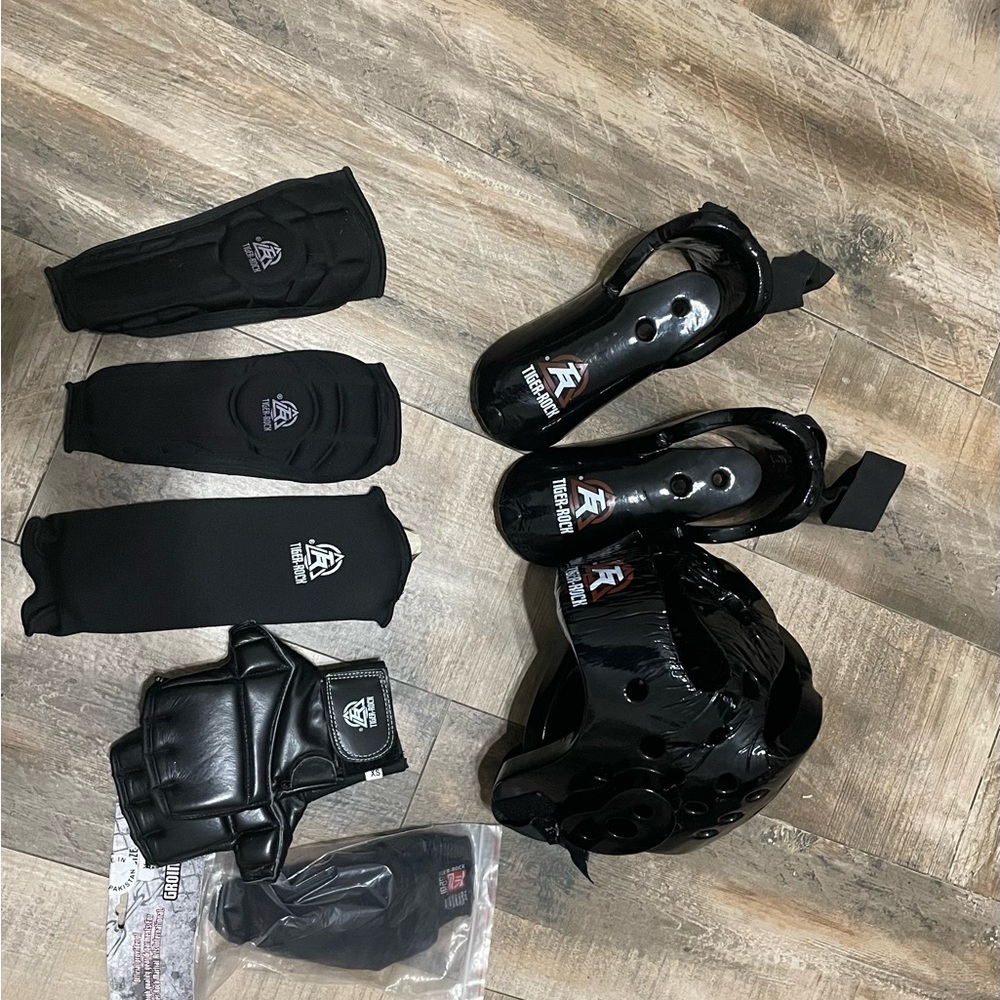 Tiger Rock sparring gear